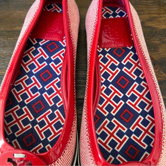 💕Host Pick💕Tory Burch Channing Red Patent Leather/Canvas Flats Hardly Used! - Picture 7 of 11